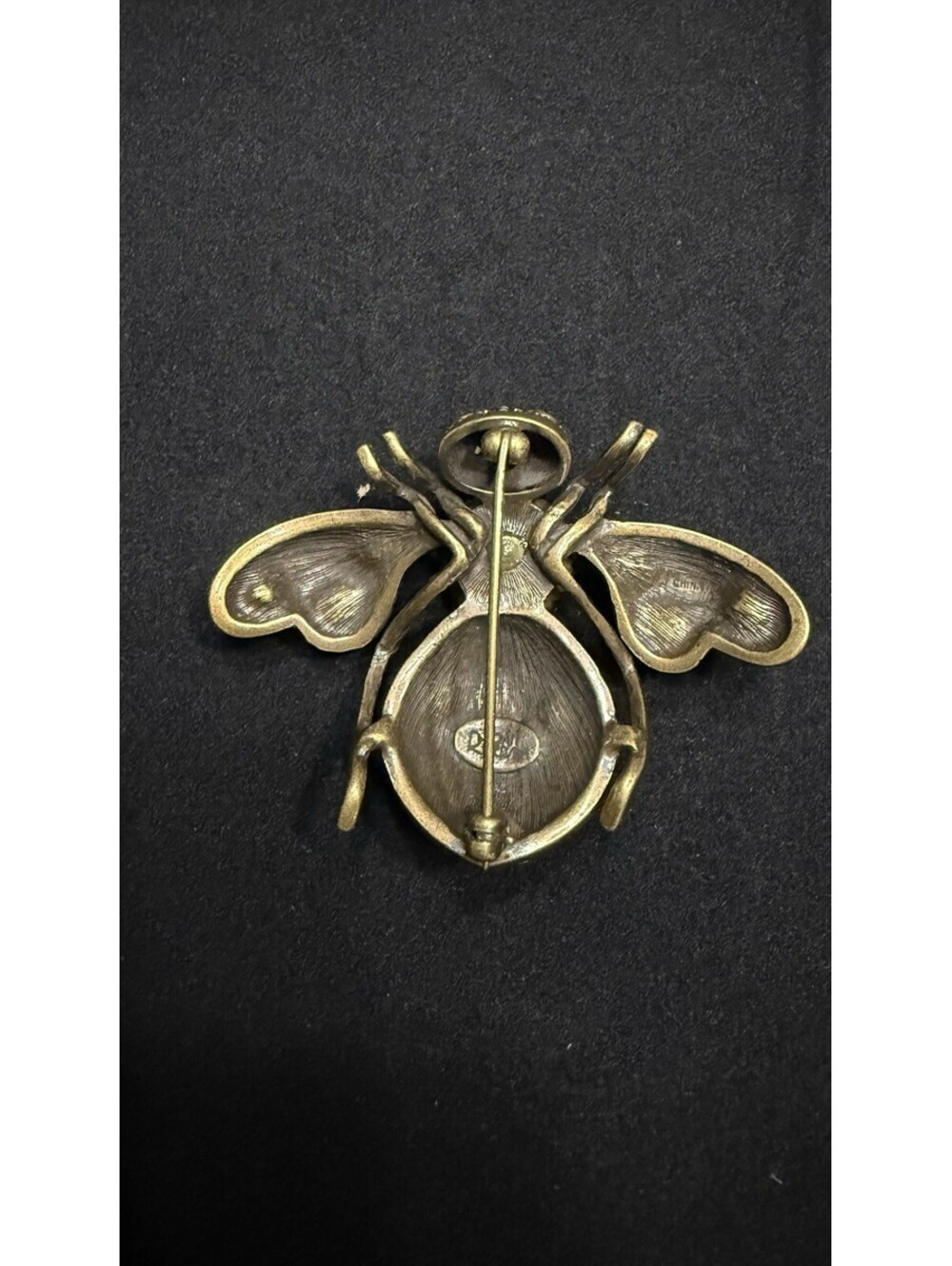 Joan Rivers Bee Brooch - Picture 3 of 3